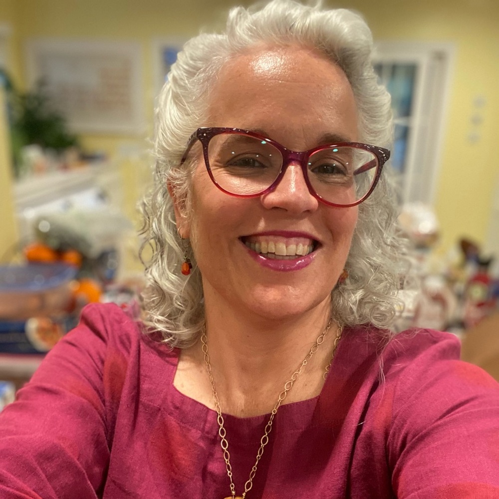 Meet your Posher, Leah